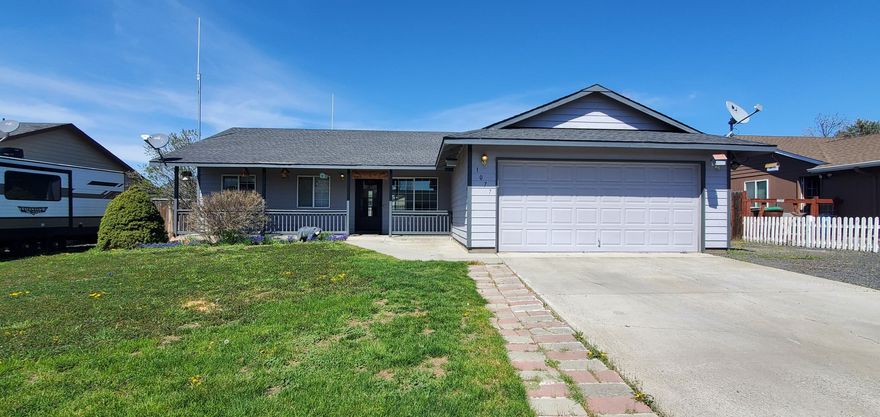 NEW ROOF, CARPET & INDOOR PAINT throughout! Now back on market with these updates, this charming little home is priced to move. Investors, first time home buyers, is this the place you have been waiting for? Classic 3 bed, 2 baths with open dining/living to kitchen. Nice established neighborhood. Located close to new Barnes Butte Trail system. Large storage shed in back yard gives extra room for tools or crafting. Fenced backyard for pets and inground sprinklers for ease in watering. Don't miss out on this one, it's not going to last long!