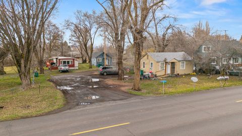 2118 Wiard Street Klamath Falls OR 97603