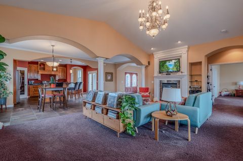 Tiny photo for 3821 Sherwood Park Drive, Medford, OR 97504 (MLS # 220215208)