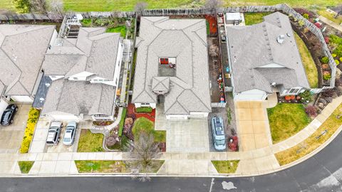 Tiny photo for 3821 Sherwood Park Drive, Medford, OR 97504 (MLS # 220215208)