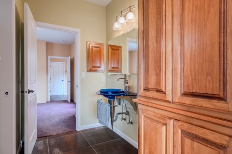 Tiny photo for 3821 Sherwood Park Drive, Medford, OR 97504 (MLS # 220215208)