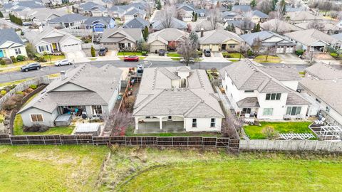 Tiny photo for 3821 Sherwood Park Drive, Medford, OR 97504 (MLS # 220215208)