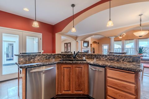 Tiny photo for 3821 Sherwood Park Drive, Medford, OR 97504 (MLS # 220215208)