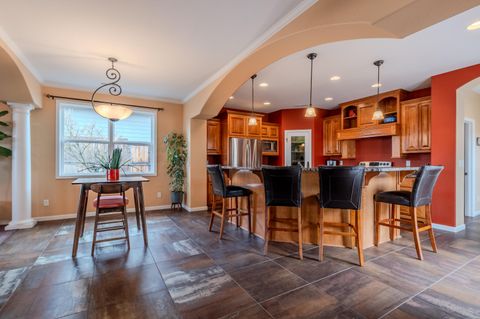 Tiny photo for 3821 Sherwood Park Drive, Medford, OR 97504 (MLS # 220215208)