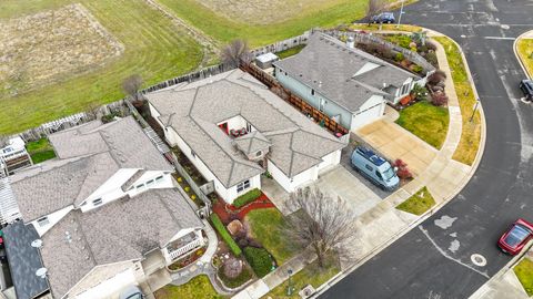 Tiny photo for 3821 Sherwood Park Drive, Medford, OR 97504 (MLS # 220215208)