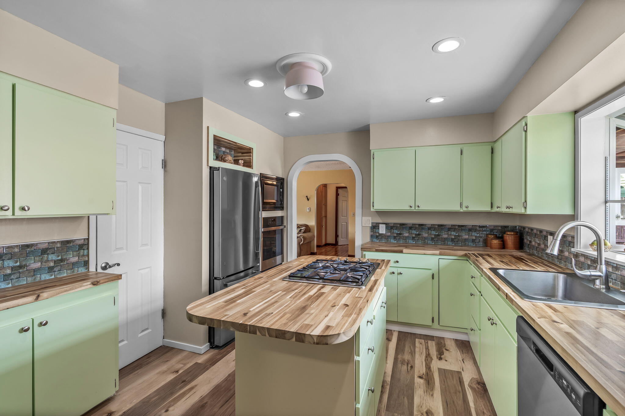 Railroad - Residential