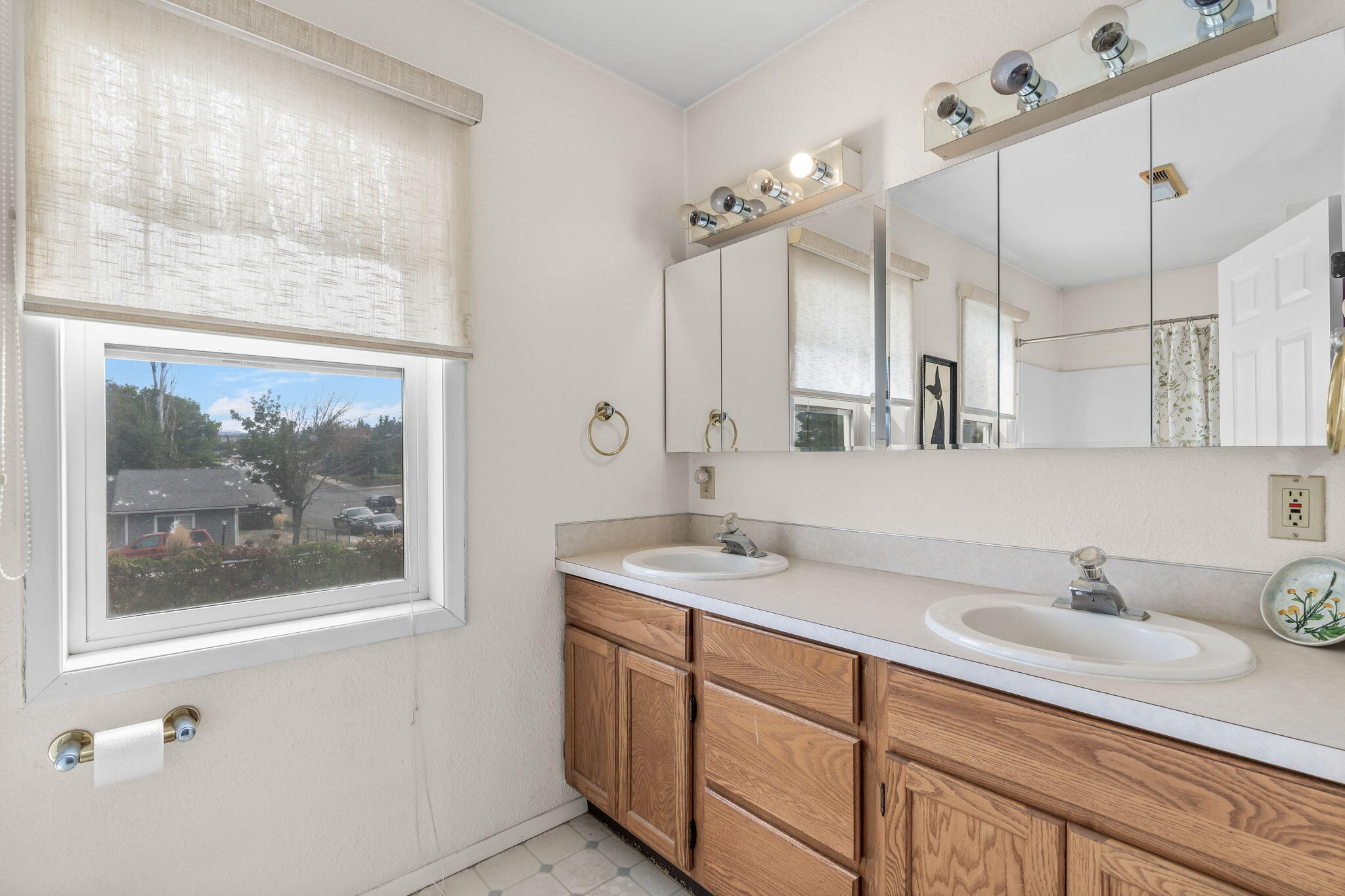 Railroad - Residential