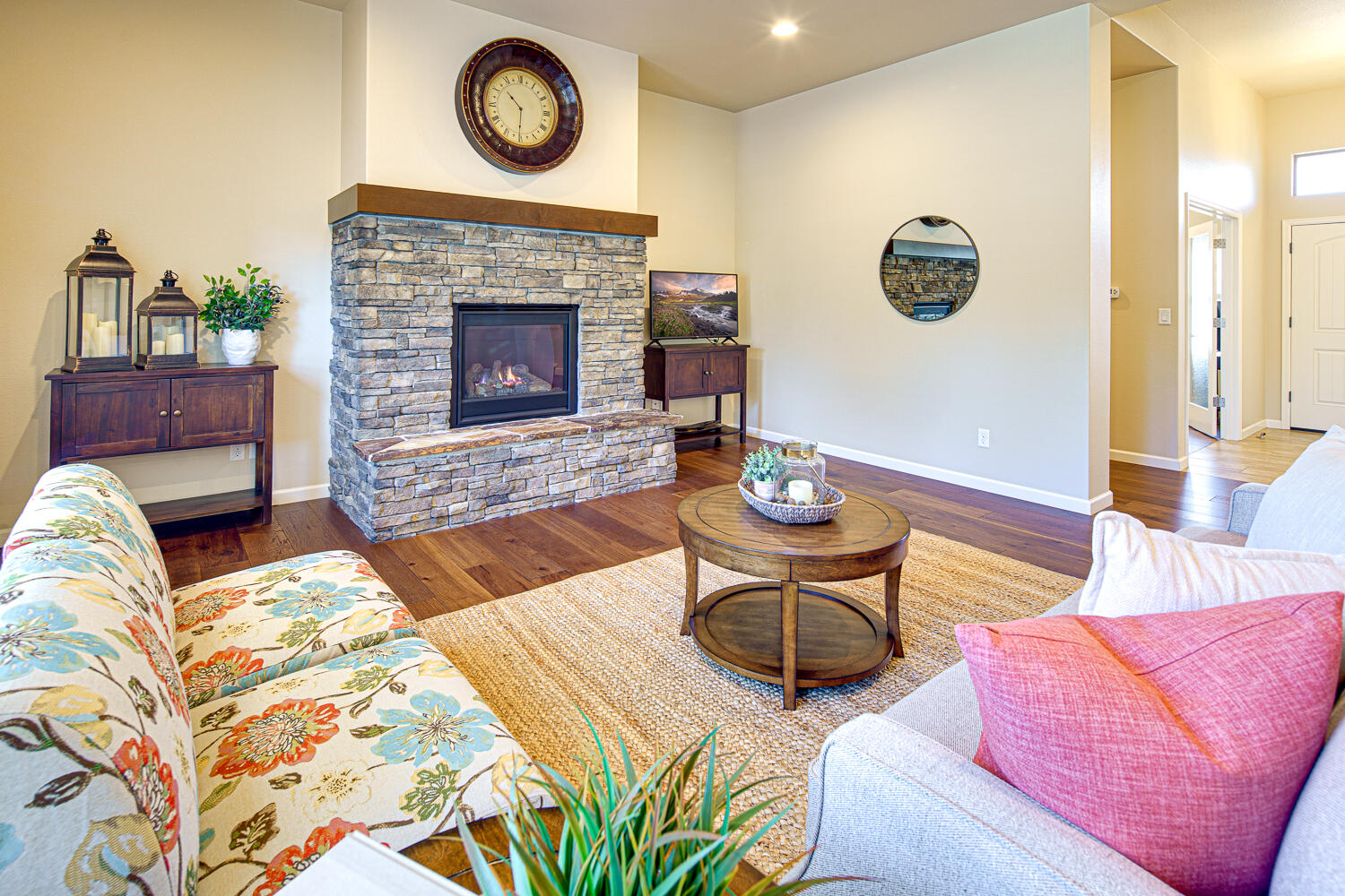 Eagle Crest - Residential