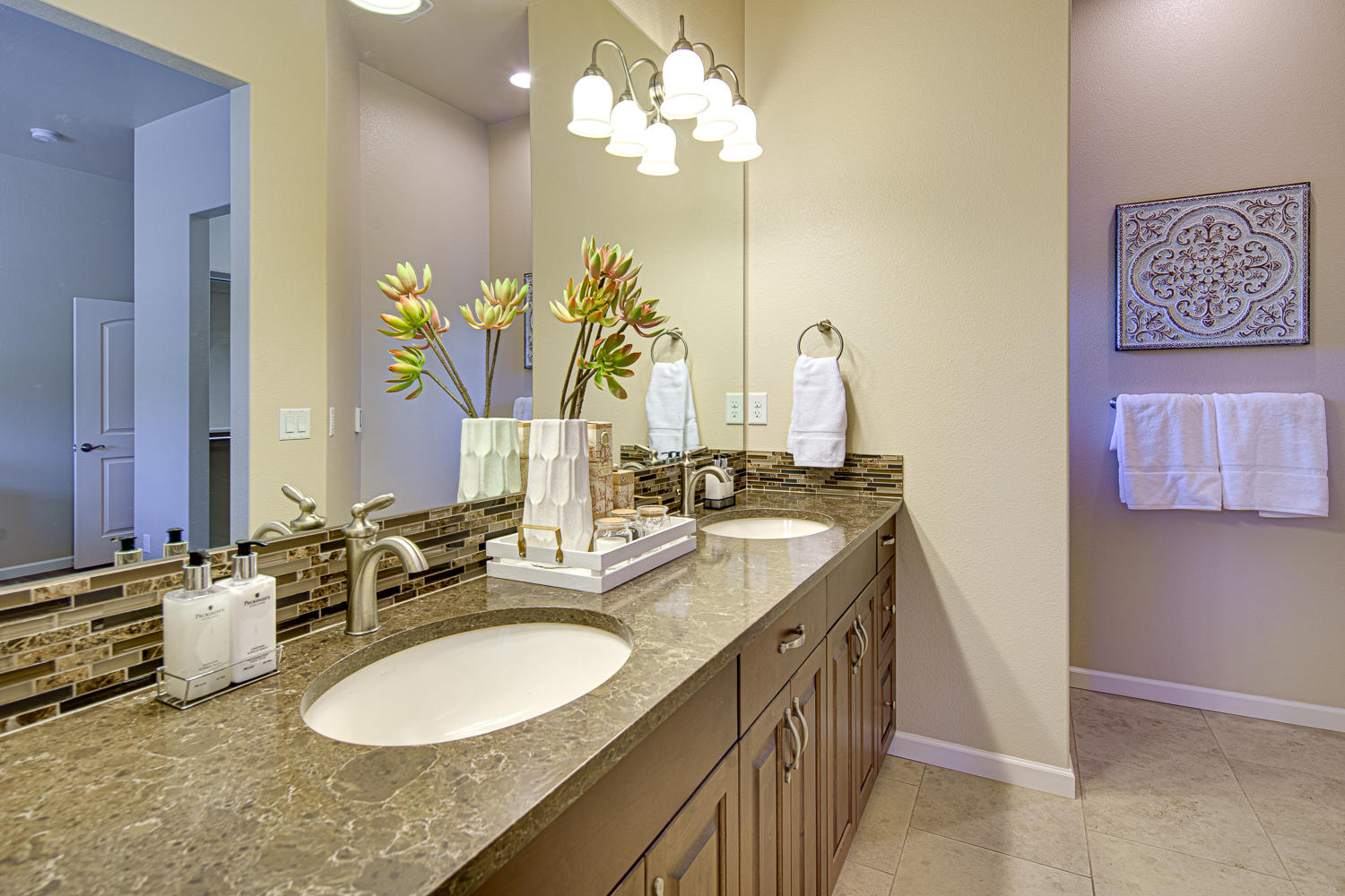 Eagle Crest - Residential