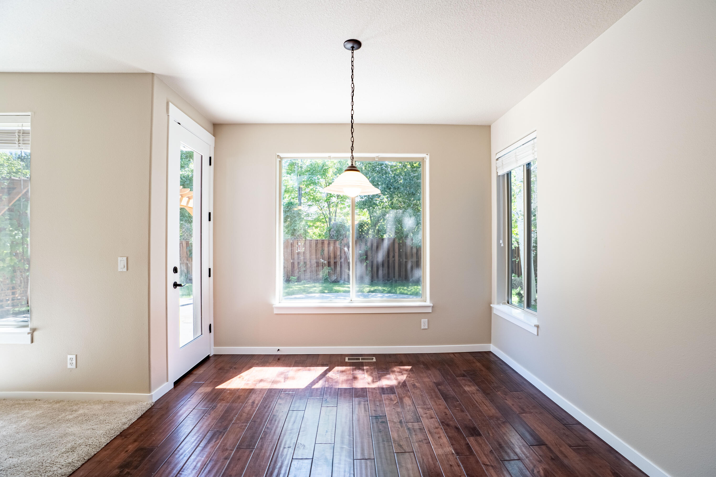 Eagle's Landing - Residential