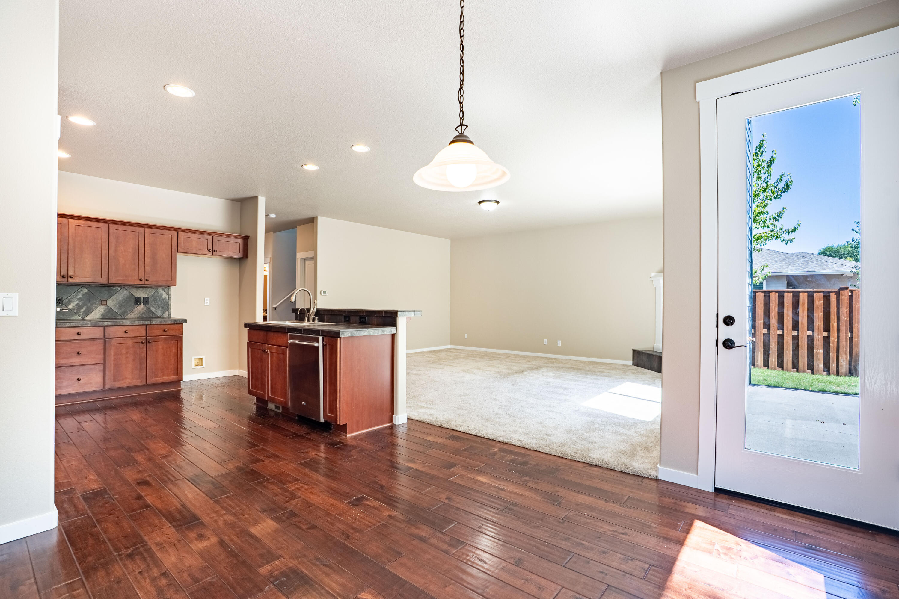 Eagle's Landing - Residential