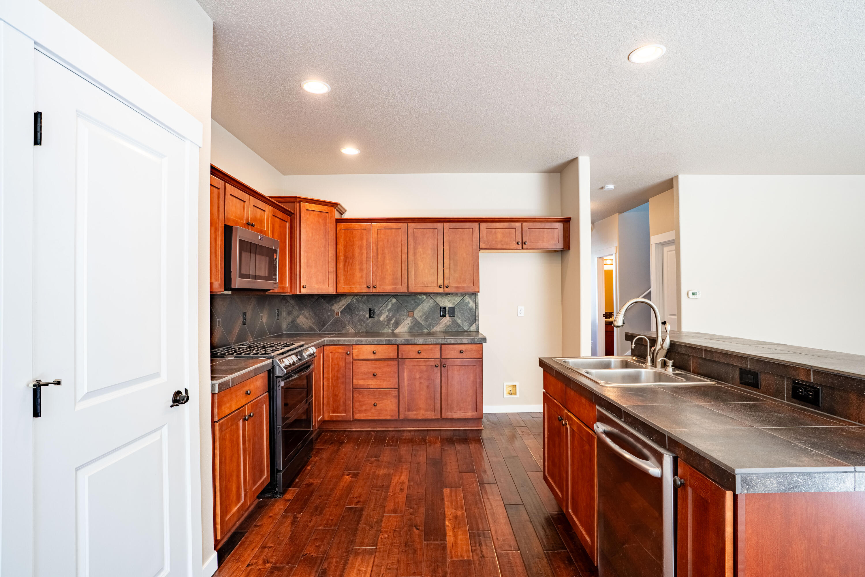 Eagle's Landing - Residential