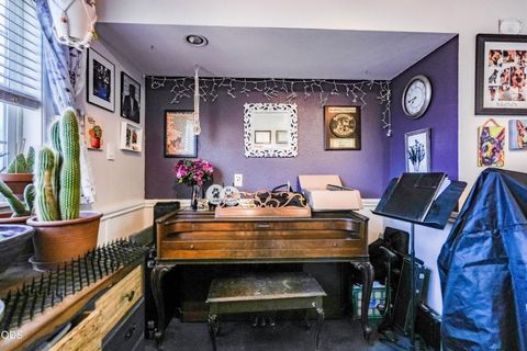 Tiny photo for 10756 Preddy Avenue, Klamath Falls, OR 97603 (MLS # 220223530)