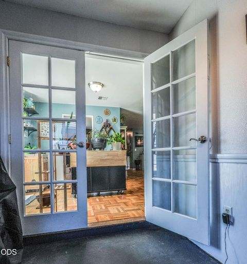 Tiny photo for 10756 Preddy Avenue, Klamath Falls, OR 97603 (MLS # 220223530)