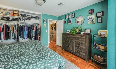 Tiny photo for 10756 Preddy Avenue, Klamath Falls, OR 97603 (MLS # 220223530)