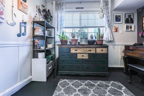 Tiny photo for 10756 Preddy Avenue, Klamath Falls, OR 97603 (MLS # 220223530)