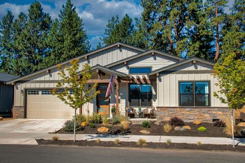 Photo of 1151 N Jantzen Court, Sisters, OR 97759 (MLS # 220213839)