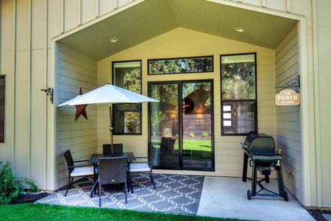 Tiny photo for 1151 N Jantzen Court, Sisters, OR 97759 (MLS # 220213839)