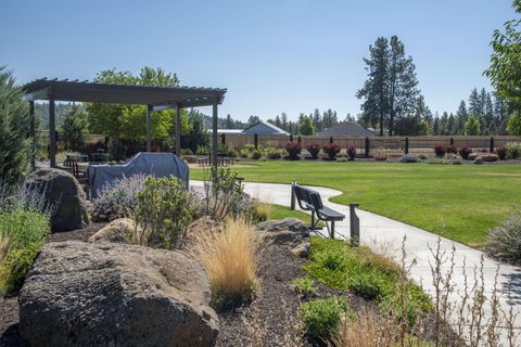 Tiny photo for 1151 N Jantzen Court, Sisters, OR 97759 (MLS # 220213839)