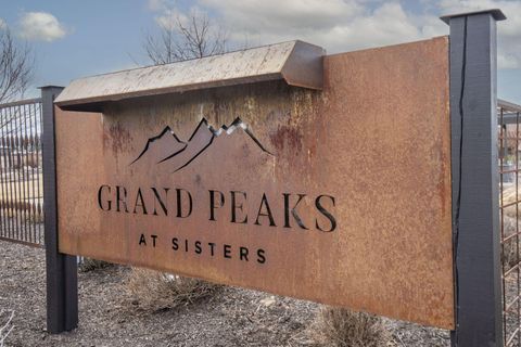 Tiny photo for 1151 N Jantzen Court, Sisters, OR 97759 (MLS # 220213839)