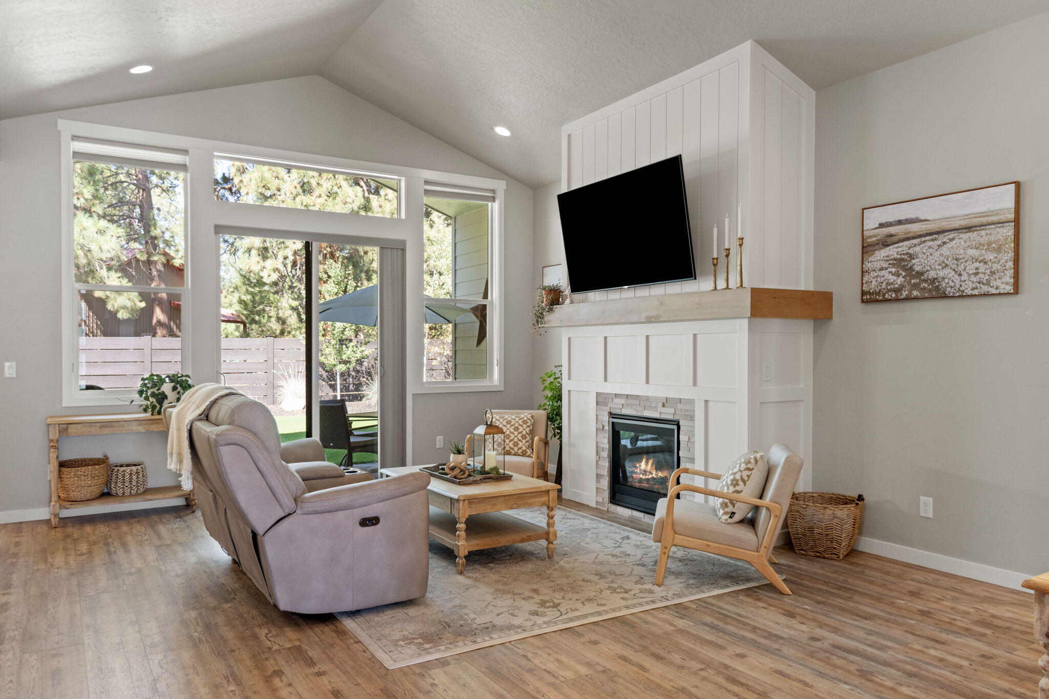 1151 N Jantzen Court