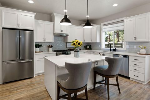 Tiny photo for 1151 N Jantzen Court, Sisters, OR 97759 (MLS # 220213839)