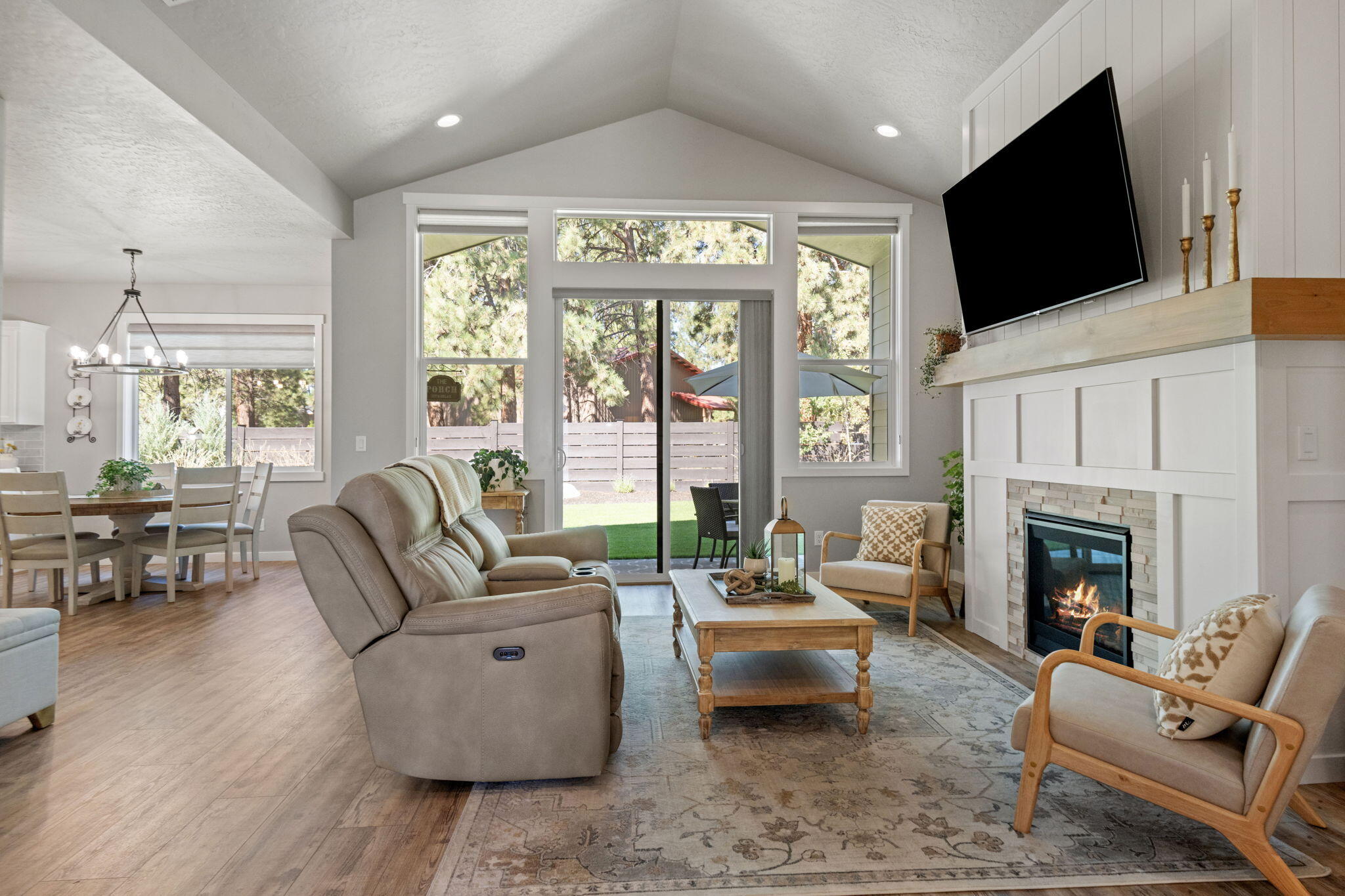 1151 N Jantzen Court