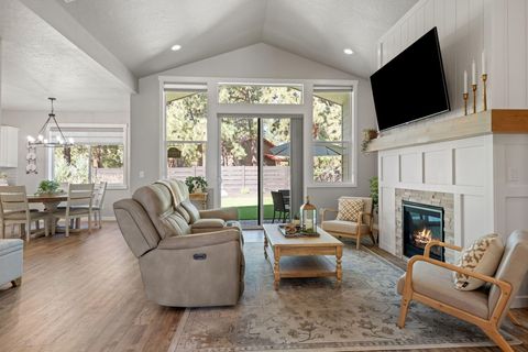 Tiny photo for 1151 N Jantzen Court, Sisters, OR 97759 (MLS # 220213839)