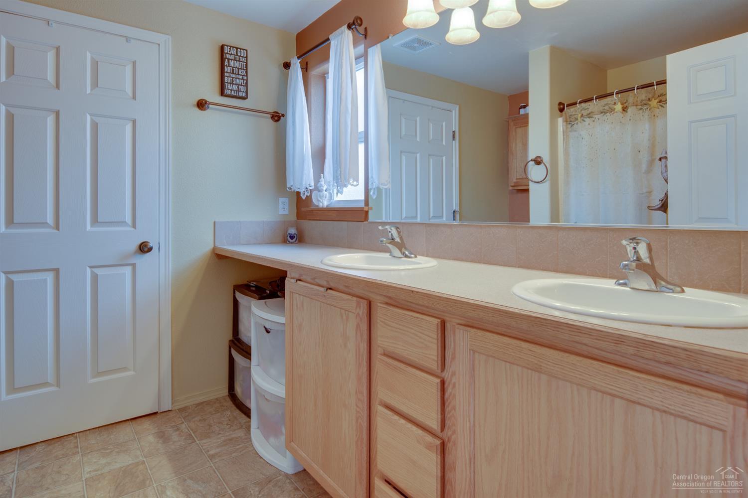 Golden Horseshoe - Residential