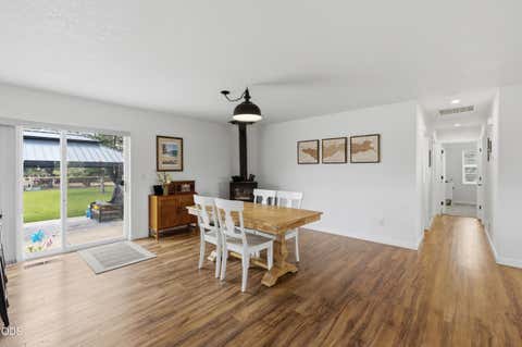 Tiny photo for 4444 NE 40th Street, Redmond, OR 97756 (MLS # 220223229)