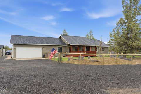 Tiny photo for 4444 NE 40th Street, Redmond, OR 97756 (MLS # 220223229)