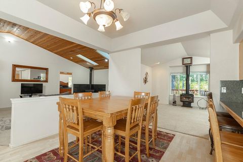 Tiny photo for 4027 Azalea Drive, Grants Pass, OR 97526 (MLS # 220211572)