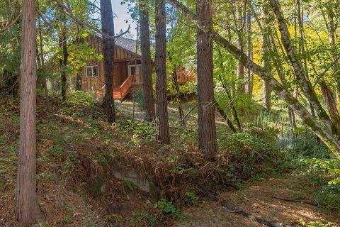 Tiny photo for 4027 Azalea Drive, Grants Pass, OR 97526 (MLS # 220211572)