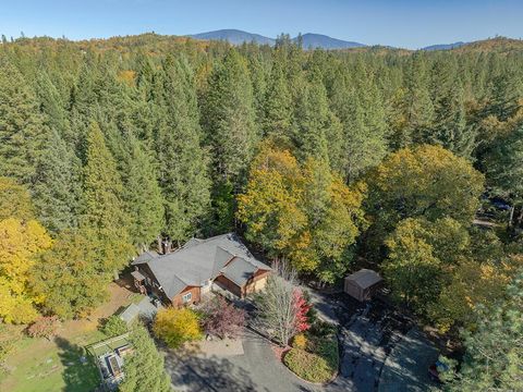 Tiny photo for 4027 Azalea Drive, Grants Pass, OR 97526 (MLS # 220211572)
