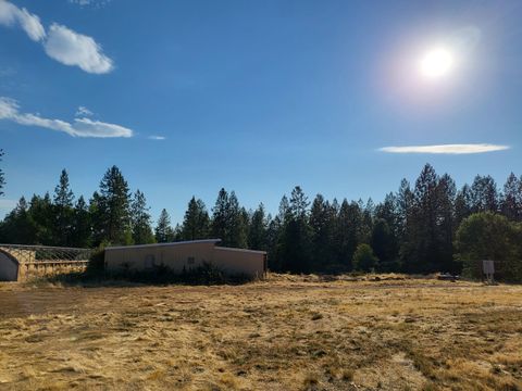 Tiny photo for 600 Hartsfield Lane, Merlin, OR 97532 (MLS # 220210299)