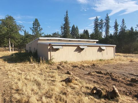 Tiny photo for 600 Hartsfield Lane, Merlin, OR 97532 (MLS # 220210299)