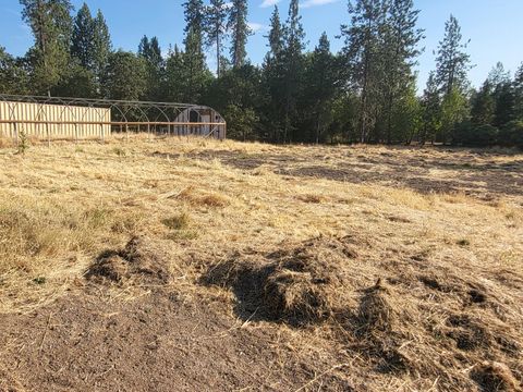 Tiny photo for 600 Hartsfield Lane, Merlin, OR 97532 (MLS # 220210299)