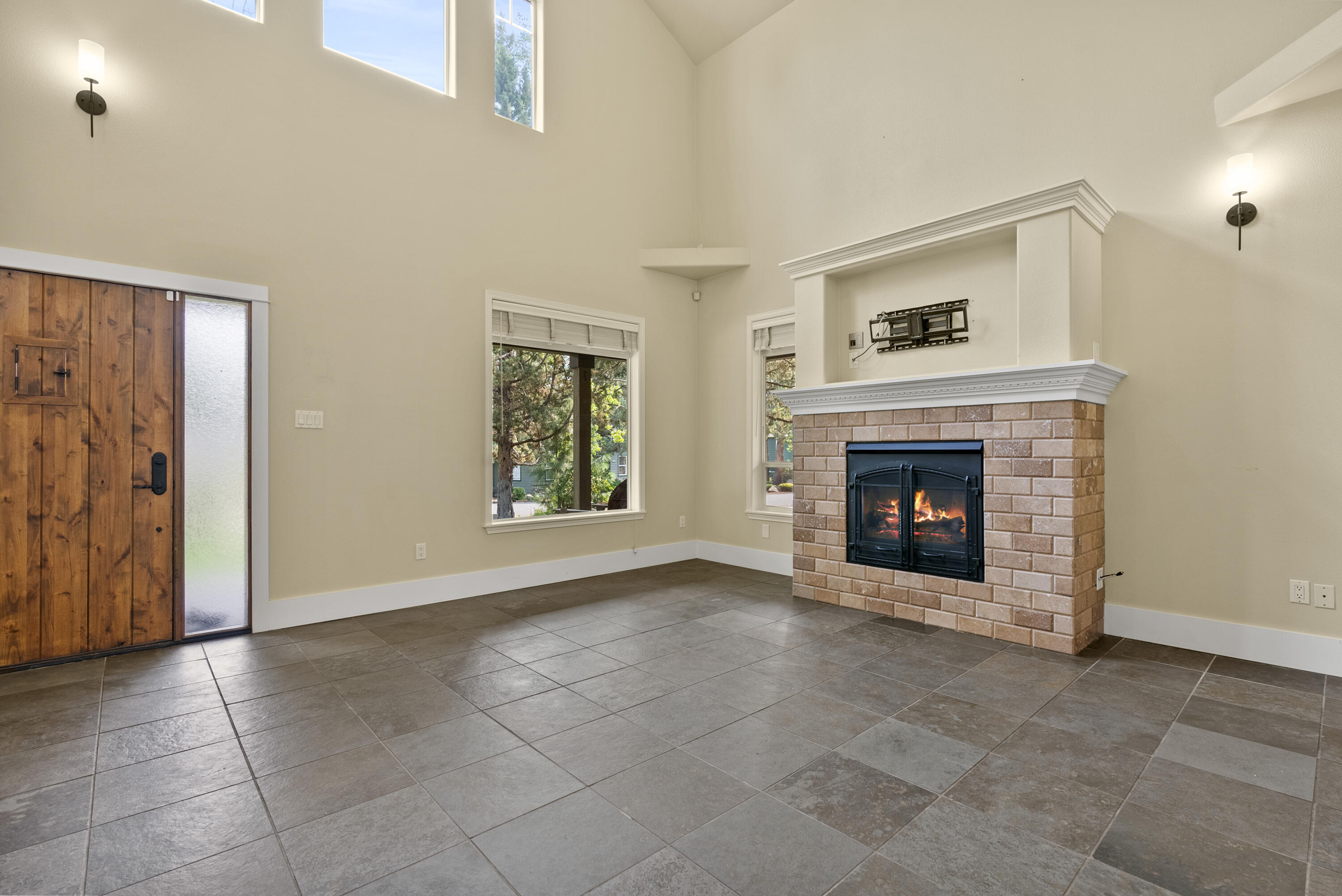 3025 NW Fairway Heights Drive