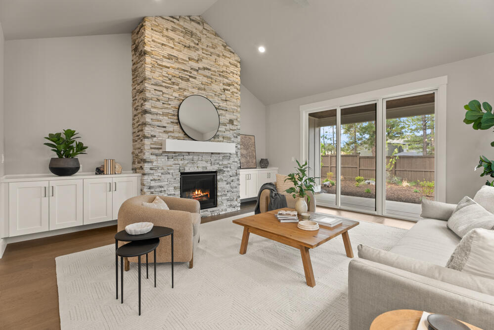 1452 NW Ochoa Drive