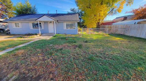 Tiny photo for 786 SE Idlewood Street, Prineville, OR 97754 (MLS # 220211252)