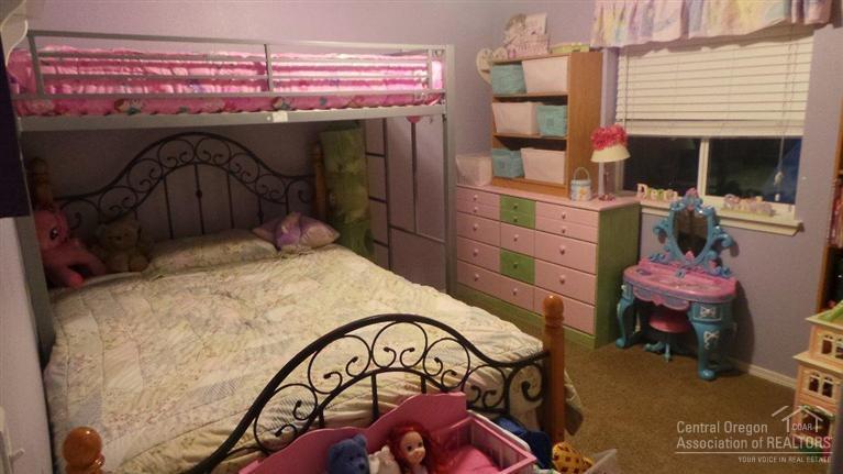 The Pines at Madras - Residential