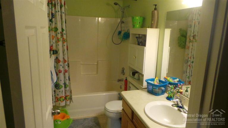 The Pines at Madras - Residential