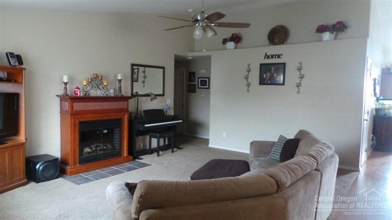 The Pines at Madras - Residential