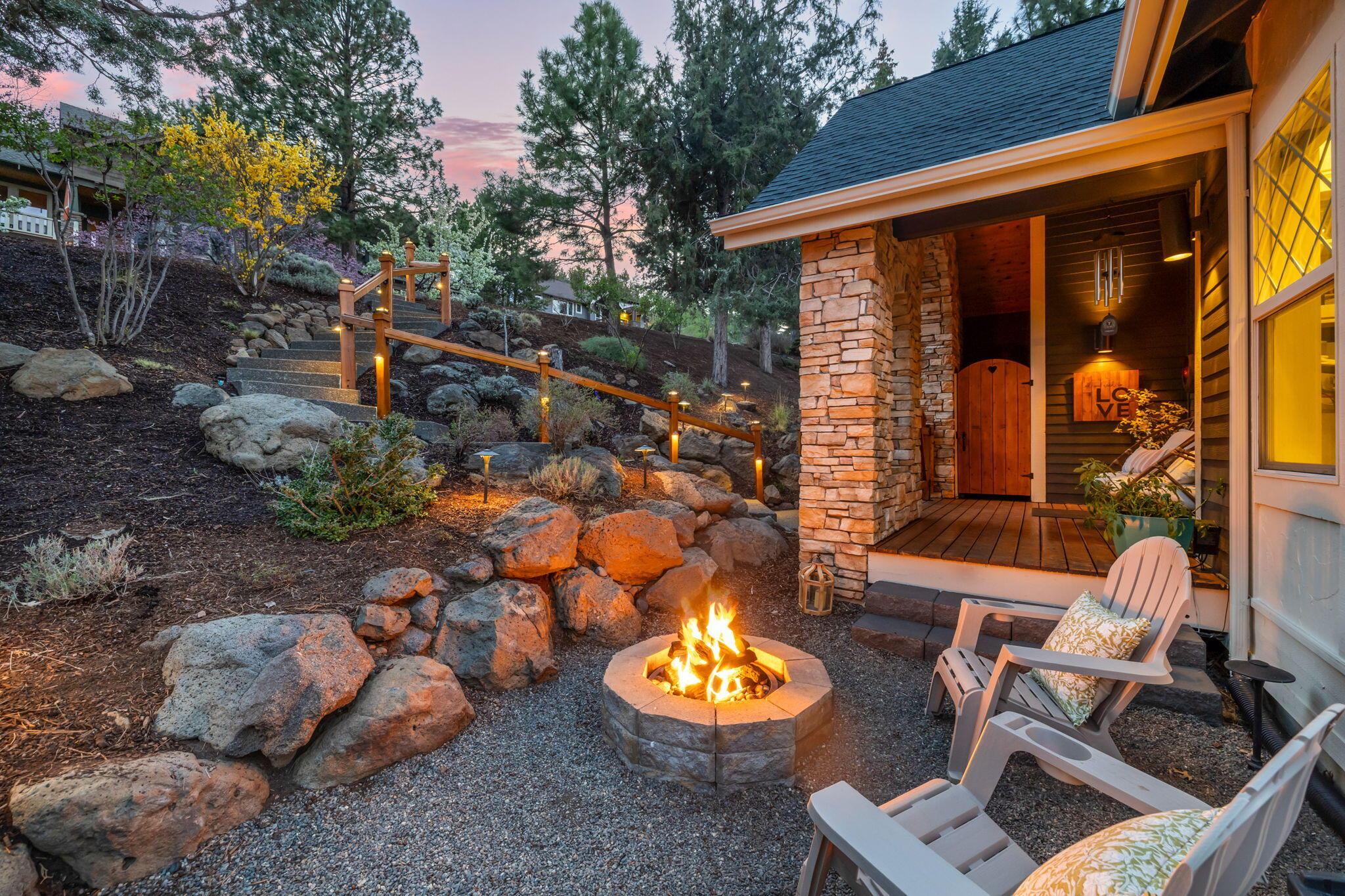 3042 NW Colonial Drive