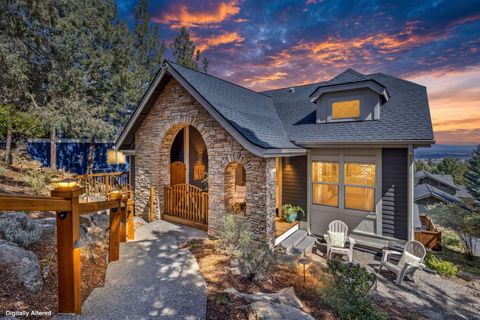 3042 NW Colonial Drive Bend OR 97703