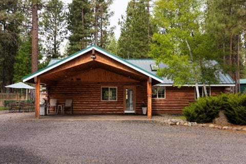 Photo of 153540 Collar Drive, La Pine, OR 97739 (MLS # 220222430)