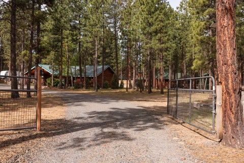 Tiny photo for 153540 Collar Drive, La Pine, OR 97739 (MLS # 220222430)