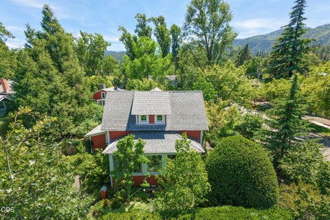 Photo of 164 5th Street, Ashland, OR 97520 (MLS # 220229137)