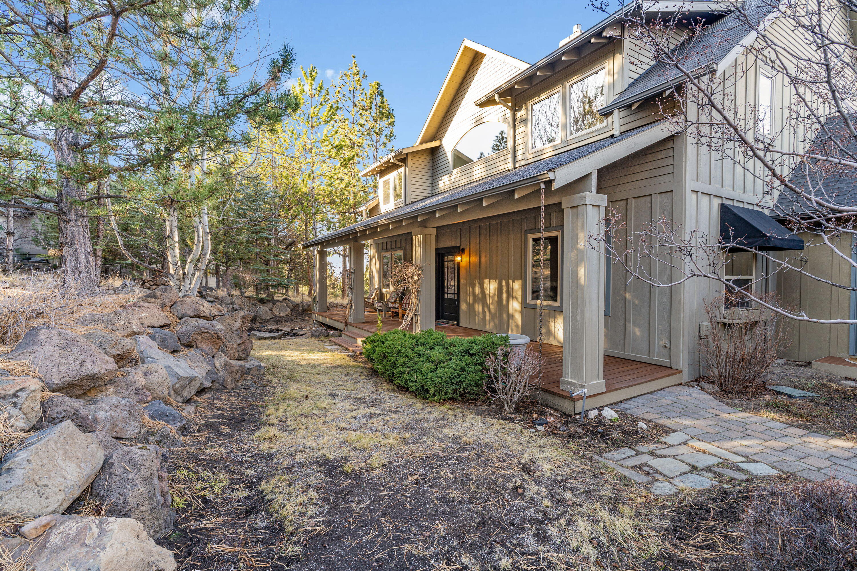 3645 NW Falcon Ridge