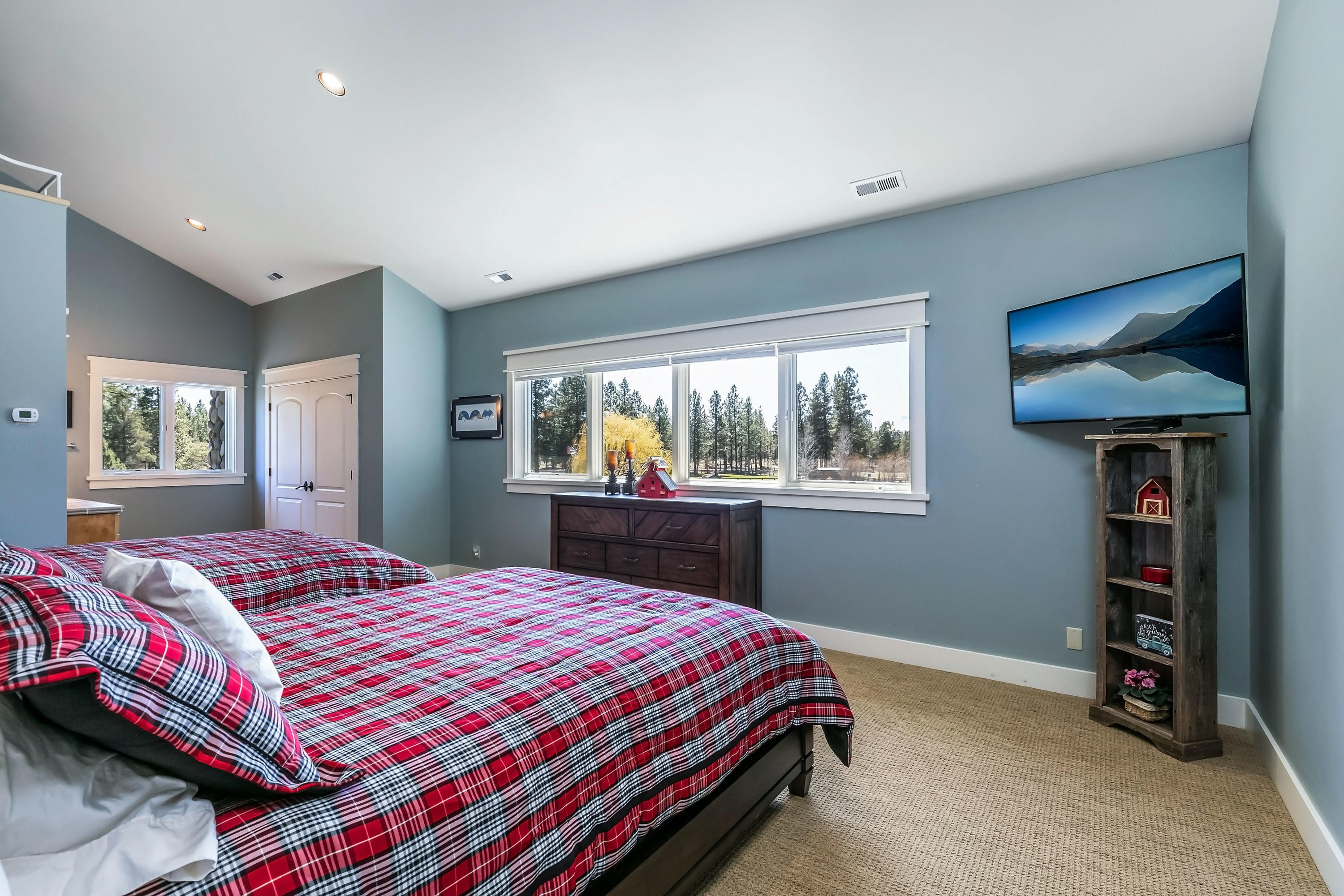 Sisters - Residential